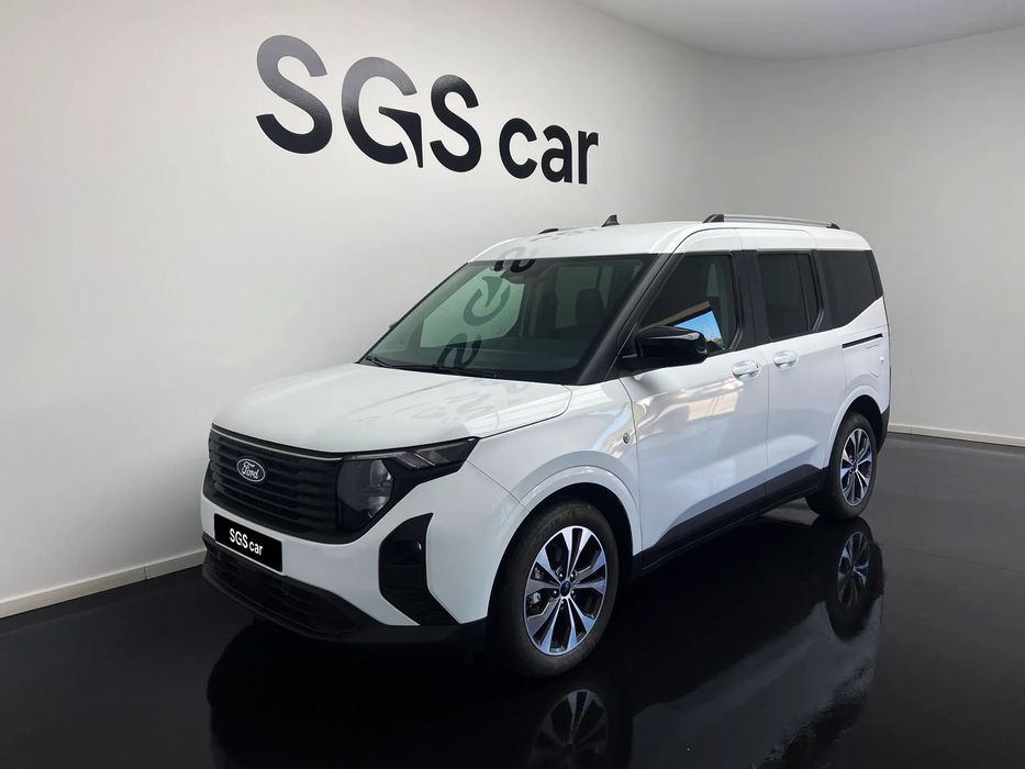 Ford Tourneo Courier 1.0 EcoBoost Titanium