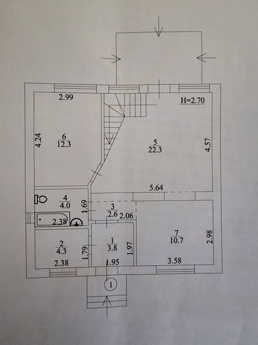 Будинок з гарним ремонтом та меблями в мальвничій Бучі