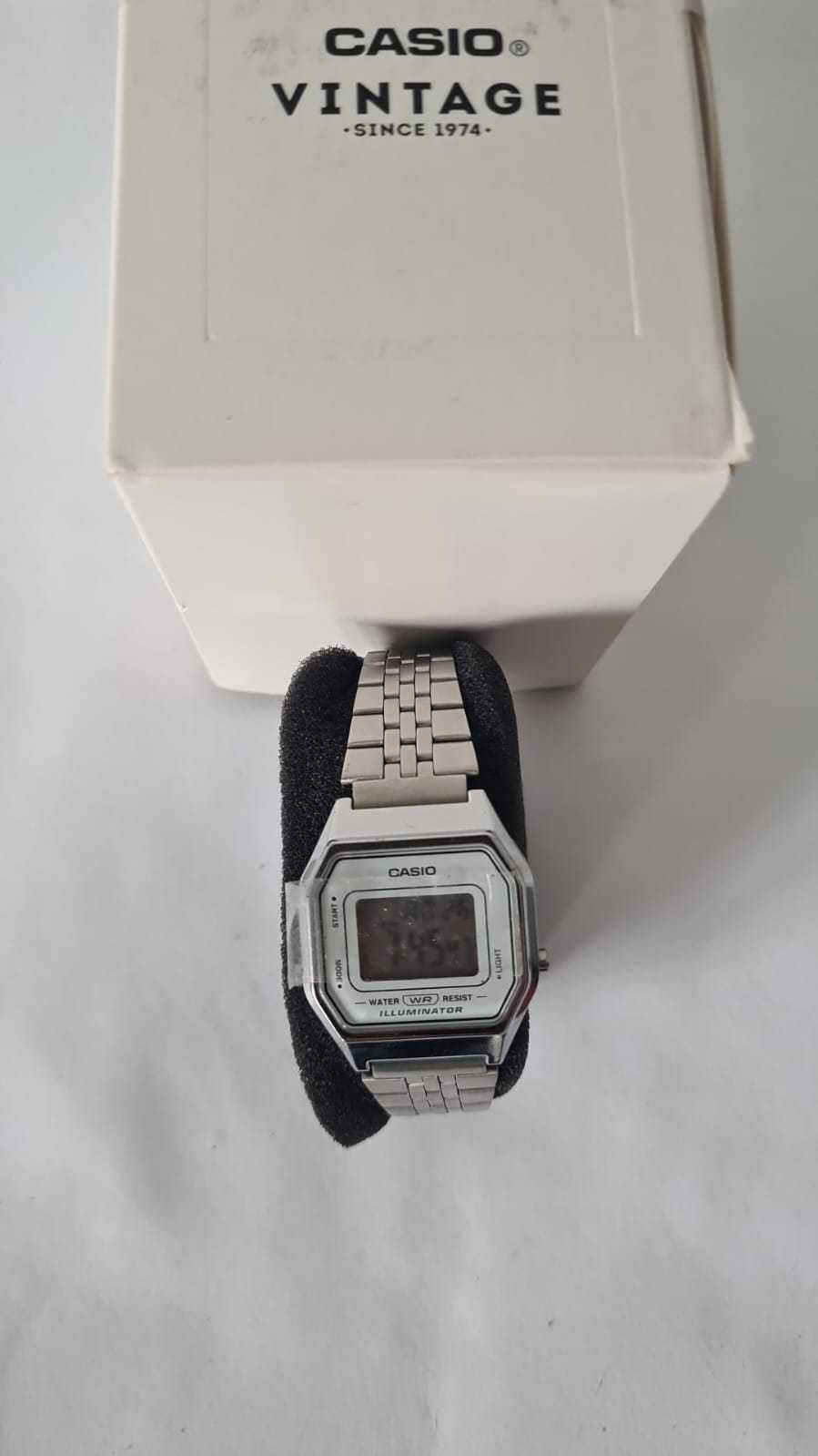 Zegarek Casio Vintage A168 srebrny ZEJ032