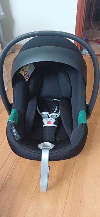 Fotelik Cybex Aton B2 i- size z bazą