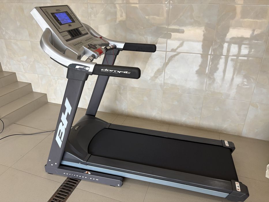 Бігова доріжка BH Fitness F1