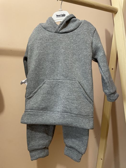 Теплий костюм у розмірі 98-104см для хлопчика і дівчинки, унісекс