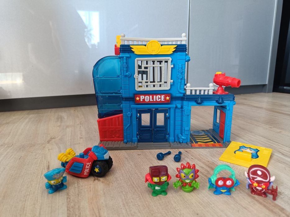 Super Zings posterunek policji