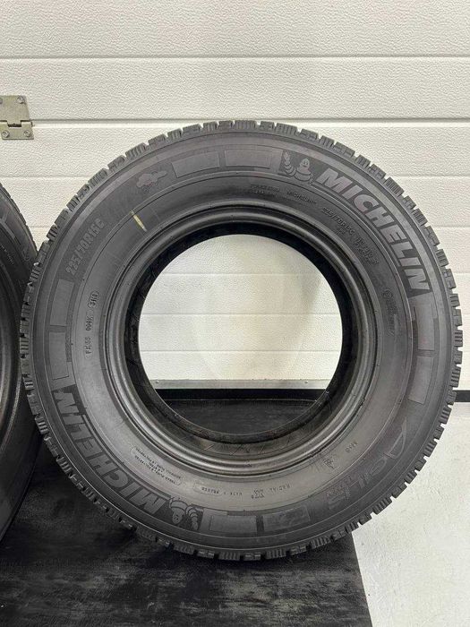 Резина Шини Колеса 225/70 R15 C MICHELIN зима пара