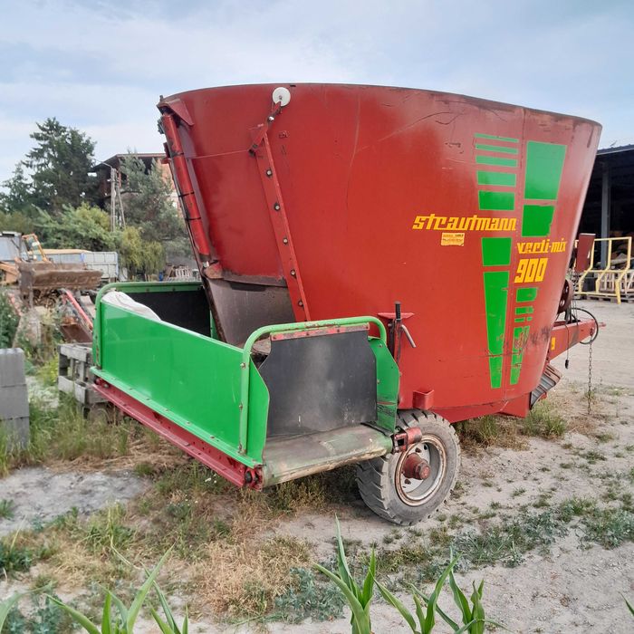 Paszowóz,  wóz paszowy 9m3 Strautmann