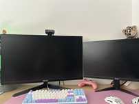 Monitory 27 cali  za 300zl i 24 za 200zl