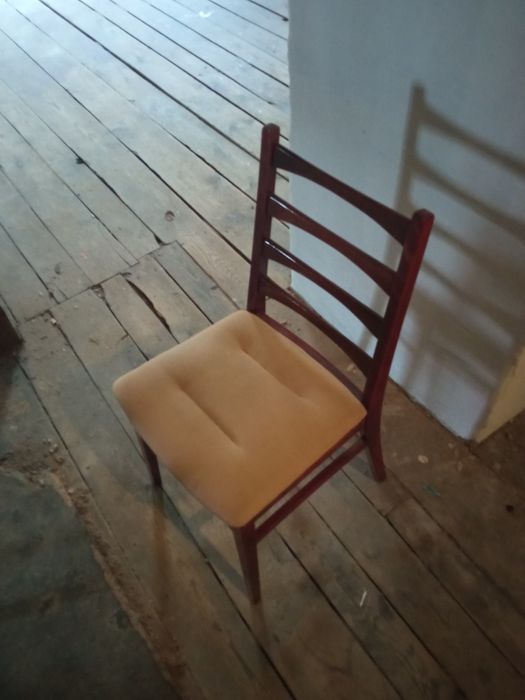 Toaletka z krzesłem wiklinowe