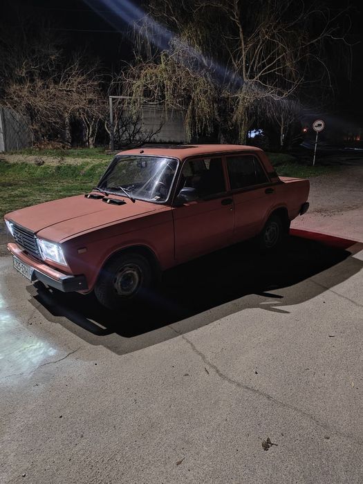 Продам ваз 2107 семерка 86го года