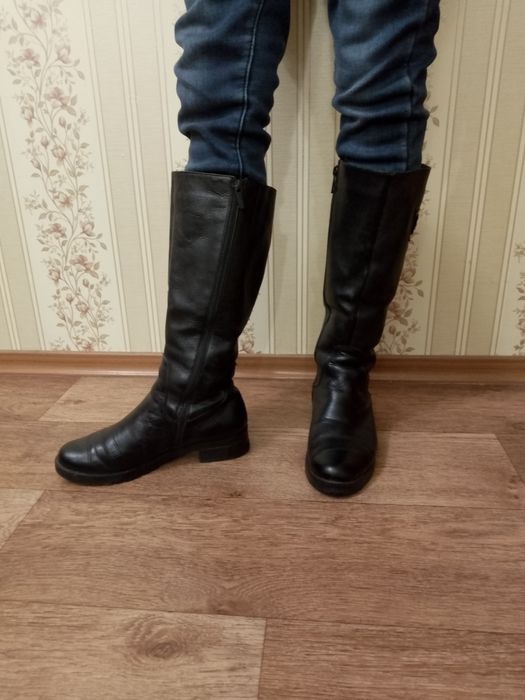 Кажаные зимние сапоги MIDA