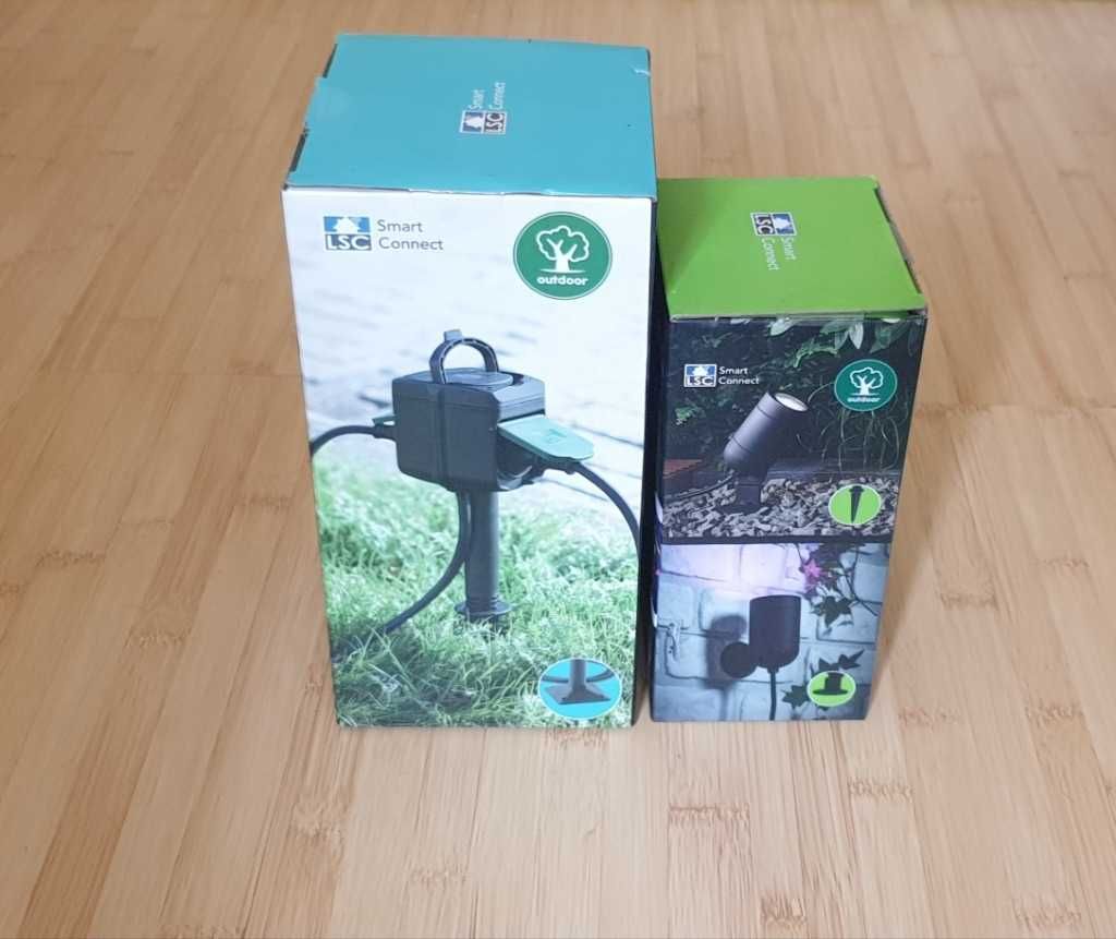 Gniazdo wifi zewnętrzne +lampa LSC