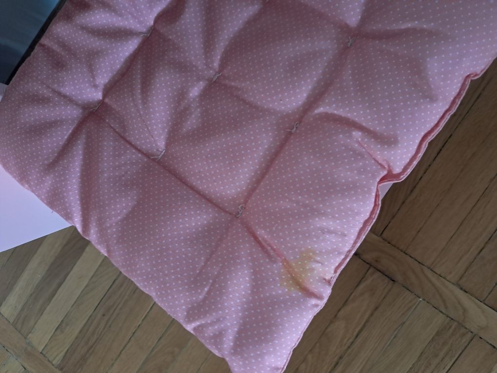 Drewniana toaletka z lustrem + taboret i poduszka Play tive