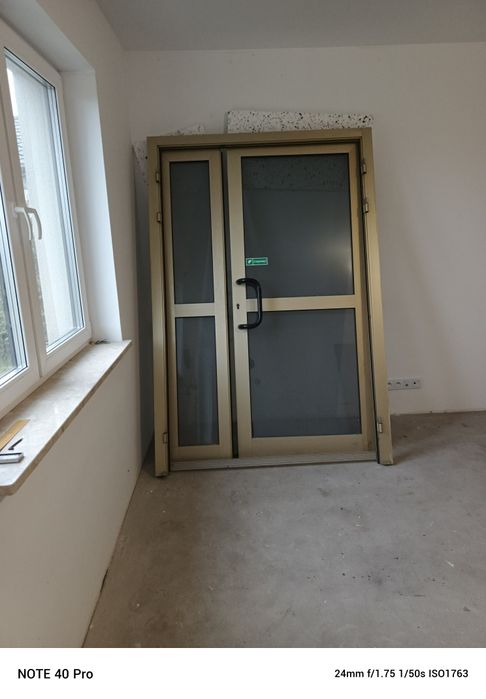 Drzwi wejściowe sklepowe