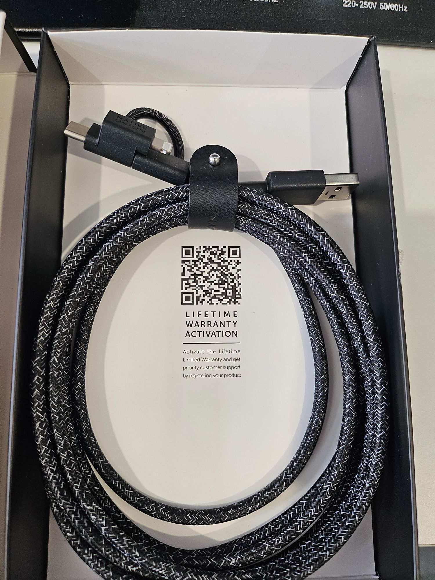 Kabel 3w1 Micro-USB, Lightning i USB-C o długości 2 m