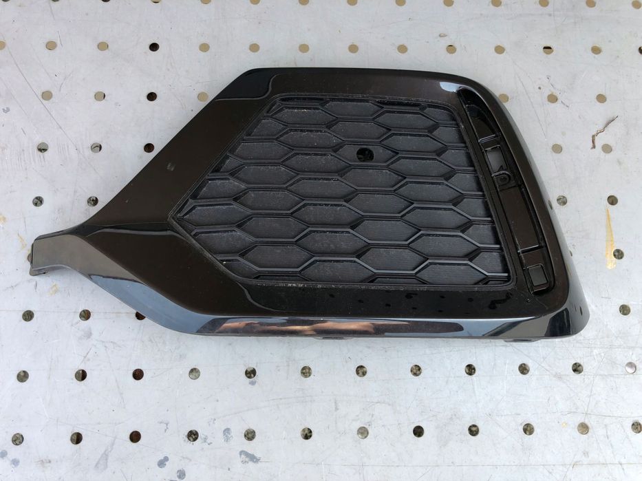 Honda Civic X kratka tylna zderzaka prawa