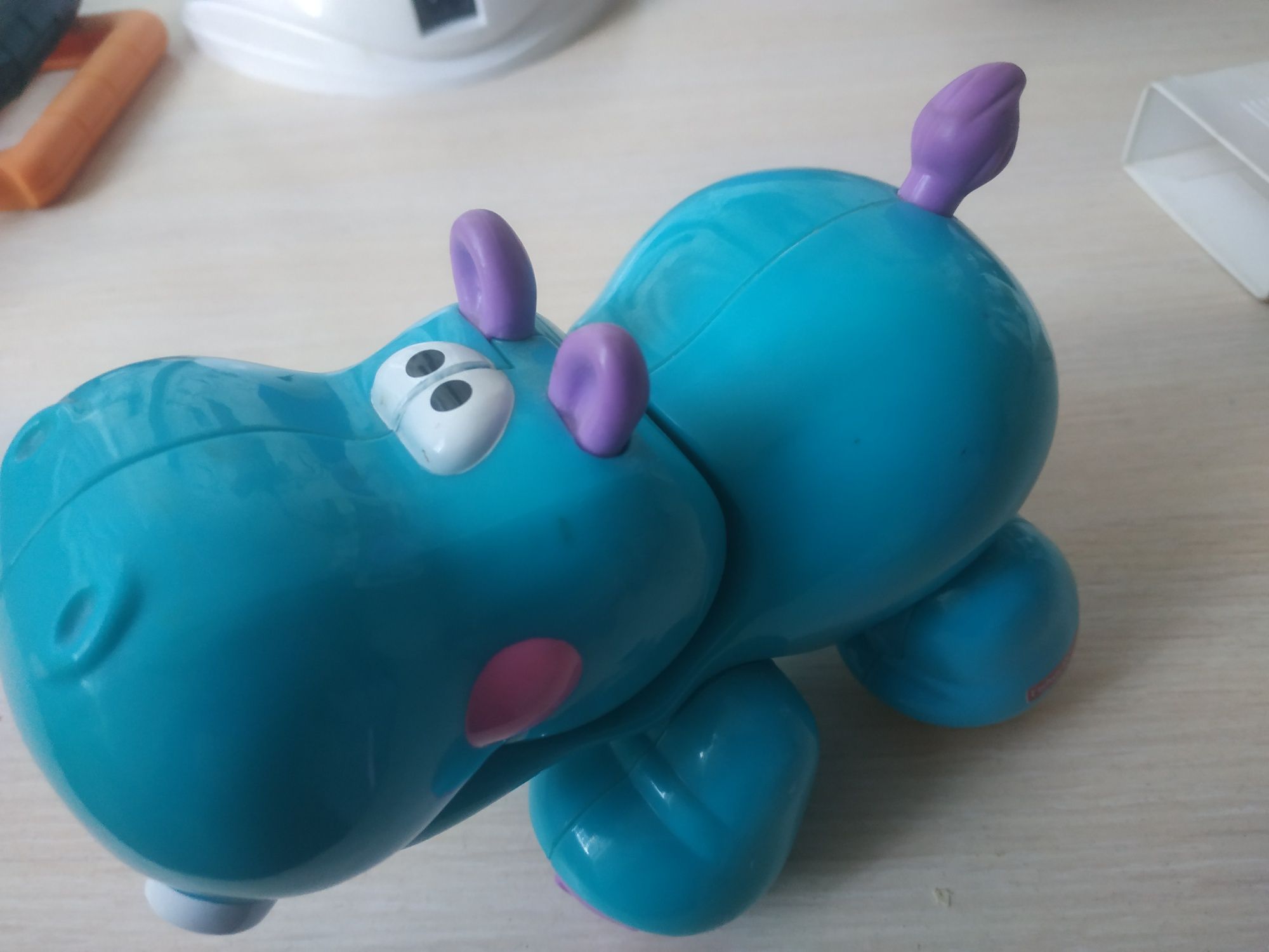 Бегемотік Fisher Price Blue Hippo,Рюкзак Мишеня.