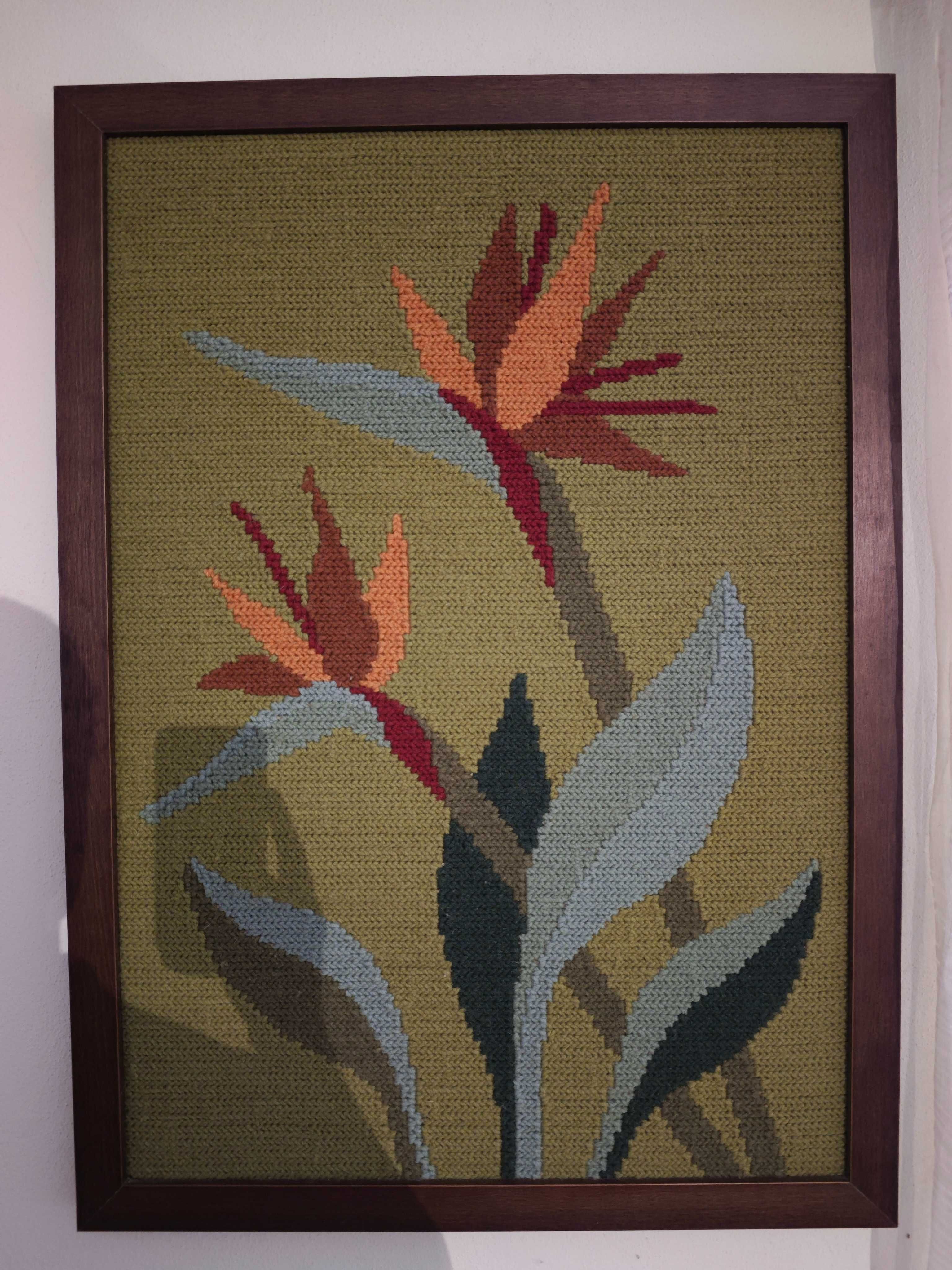 Quadro em arraiolos 86x62 feito à mão