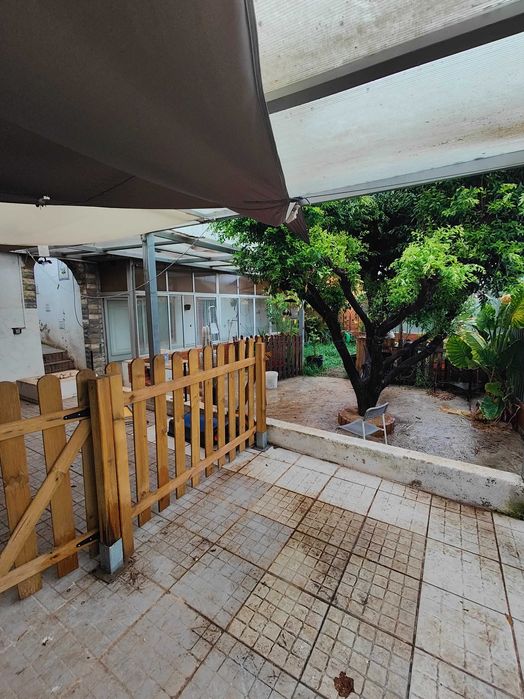 MORADIA RAMADA, Serra Amoreira, Com licença de utilização!