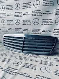 Ришітка радіатора Mercedes E-Class W211 2002-2006 дорестайлінг