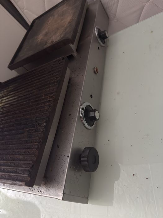 Torradeira e prensa chapa profissinal