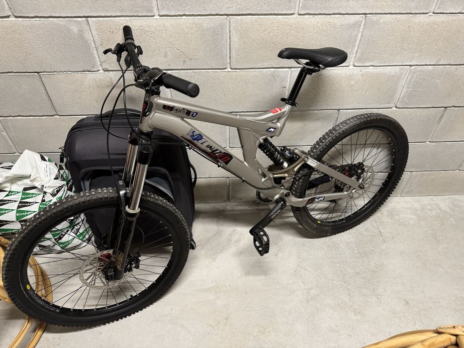 Bicicleta Specialized Big Hit 2