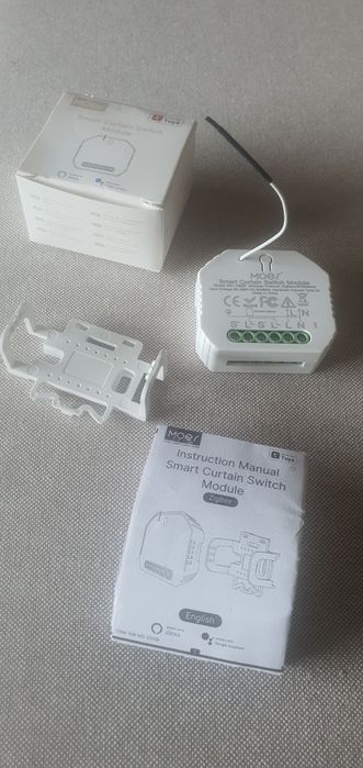 Moes MS-108ZR - módulo cortinas inteligente ZigBee.