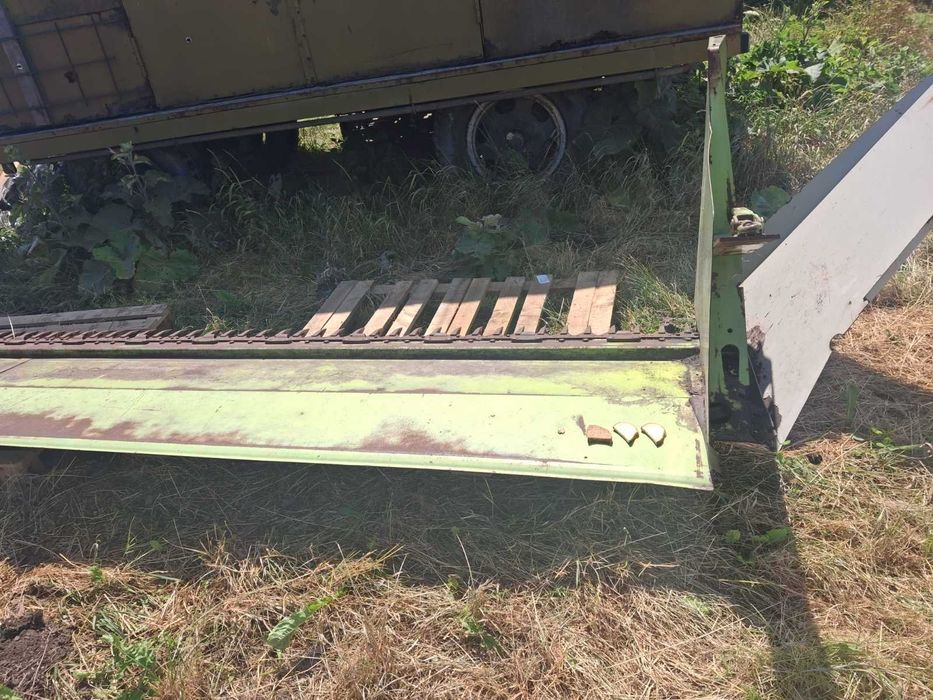 Зернова жниварка жатка CLAAS C750 + ріпаковий стіл TAM