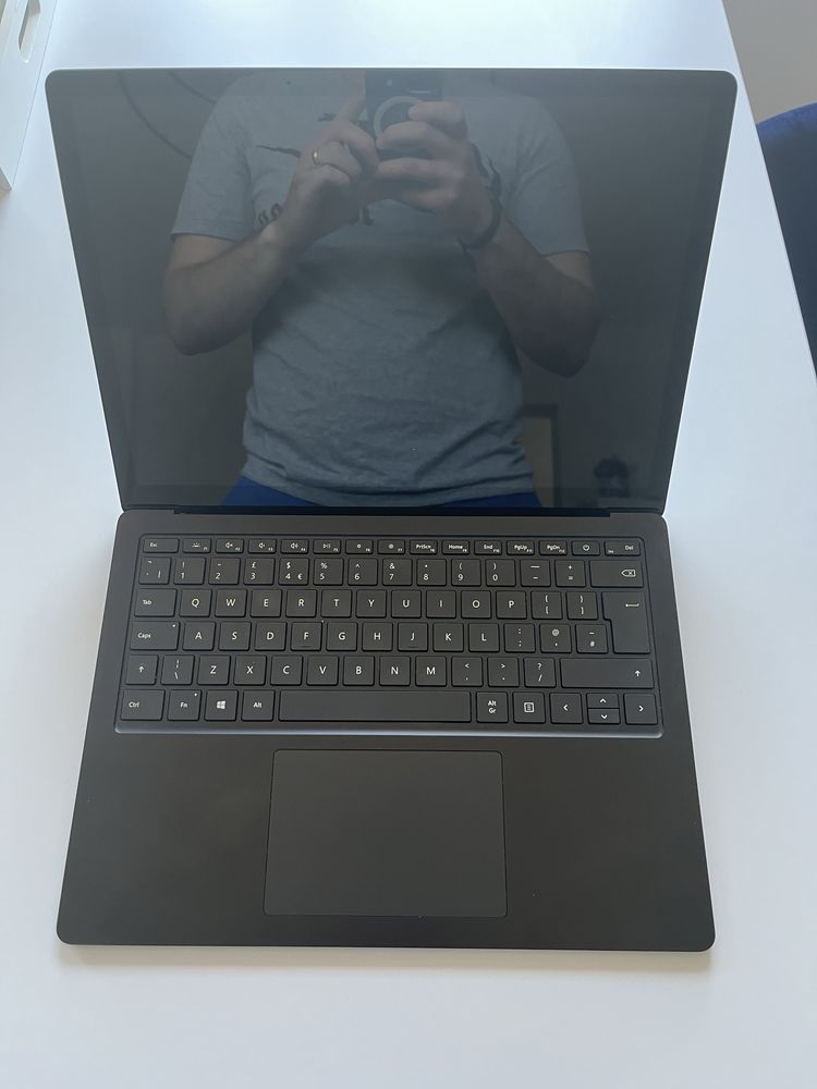 Microsoft Surface Laptop 3 i5-1035g7/8/256 dotyk