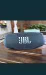 Jbl charge 6 na gwarancji 24 miesiące.