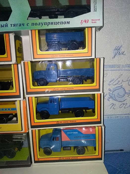 Коллекционные модели грузовые.1/43