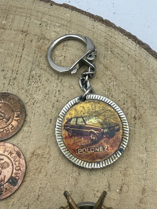 Przypinki kolekcjonerskie PRL