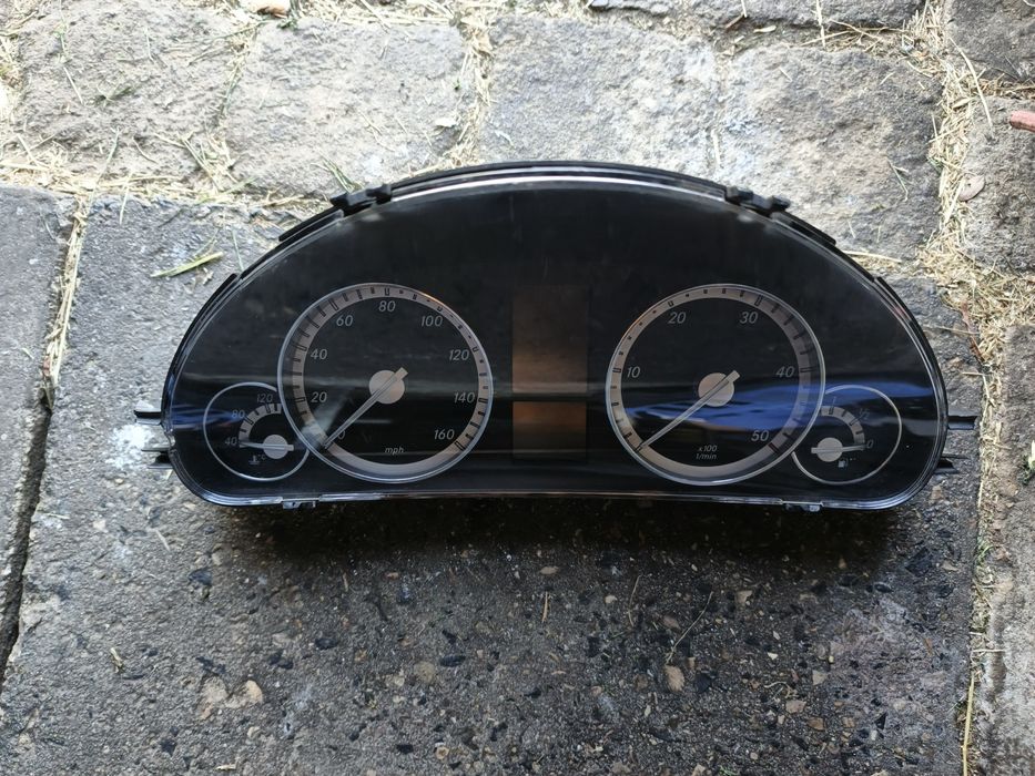 Licznik zegar do Mercedesa C klasa W203