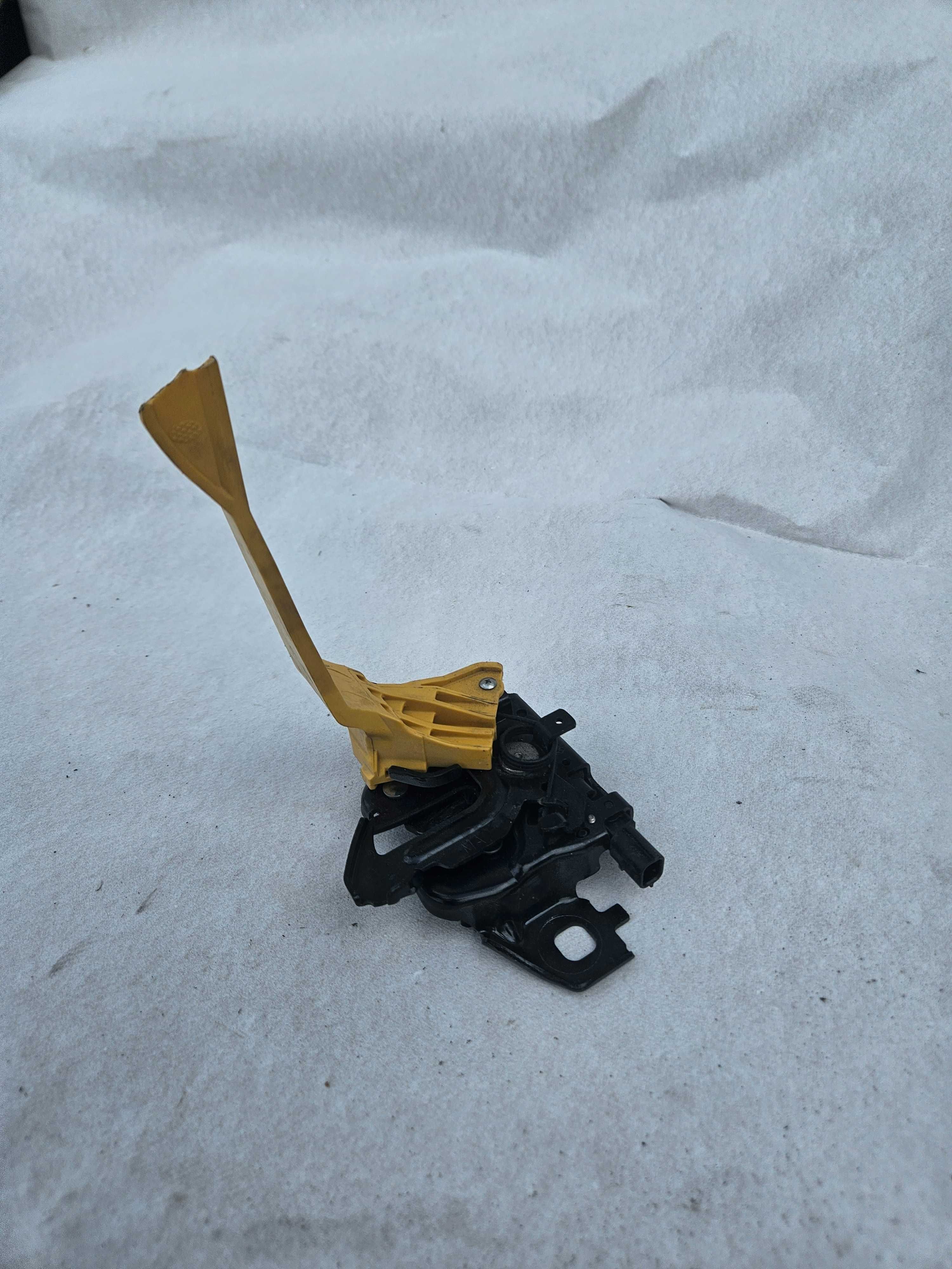 Zamek Maski Nissan Qashqai III J12 oryginał