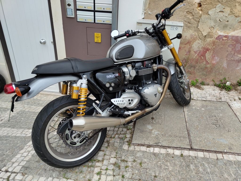 Triumph Thruxton 1200R