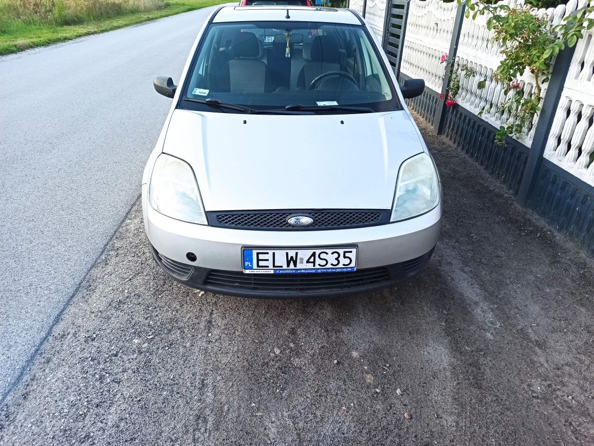 Sprzedam Ford Fiesta 2002