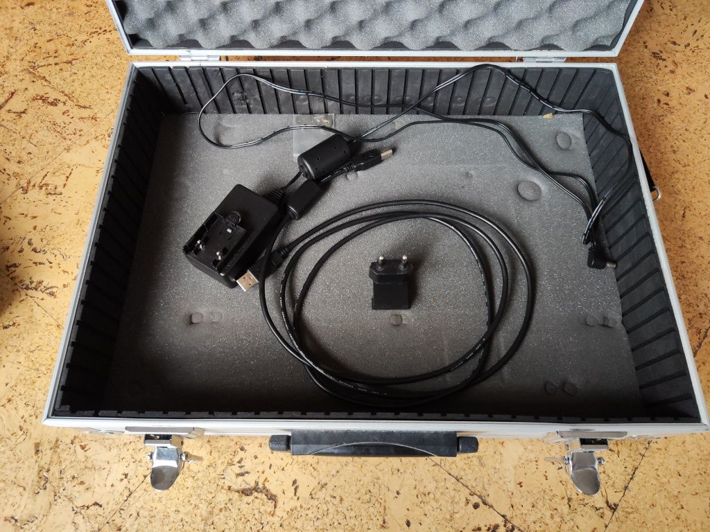 Line 6 Pod Go + Case + IR + protektory