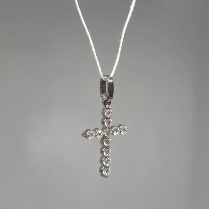 Хрестик з білого золота. Новий.