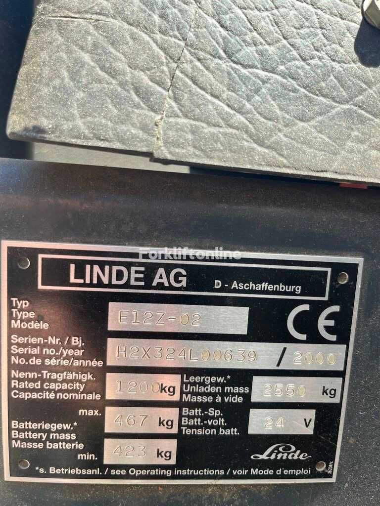 Empilhador de três rodas Linde E12Z-02