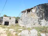 Ruina em pedra para reconstruir - S. Bento, Porto de Mós