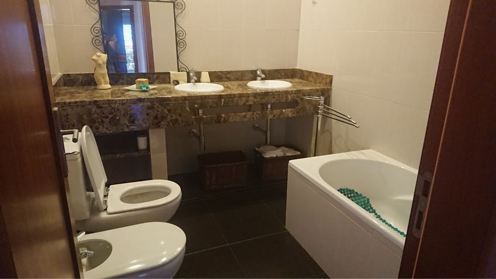 Quarto centro de Lisboa Rua Morais Soares preço com tudo incluido