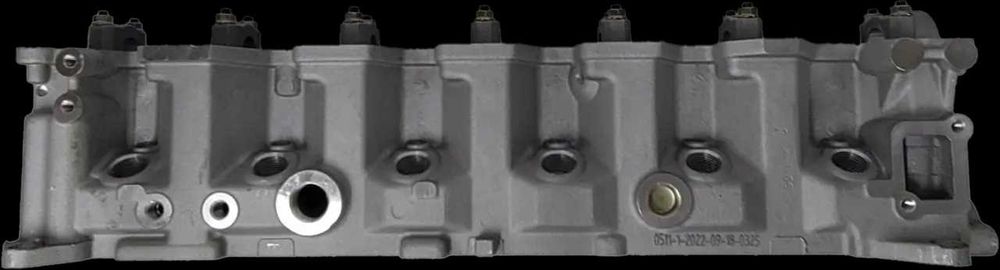 Головка блоку Nissan Patrol RD28Ti AMC 908504 11040VB301