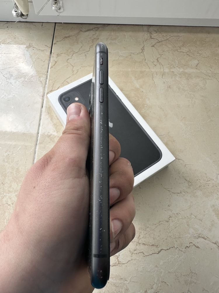 iPhone 11 на 128Gb