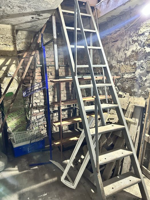 Продам (подвійний)гараж, склад в Корабельному районі