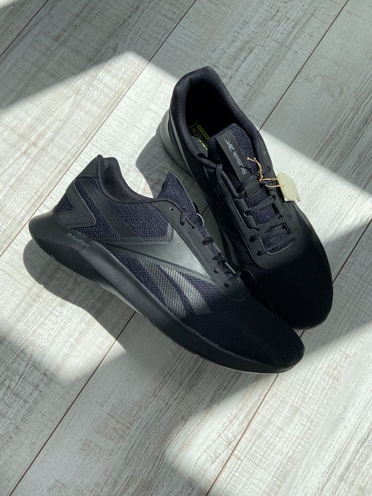 Взуття Кросівки Reebok Energylux 2 Q46235 Розмір 48,5