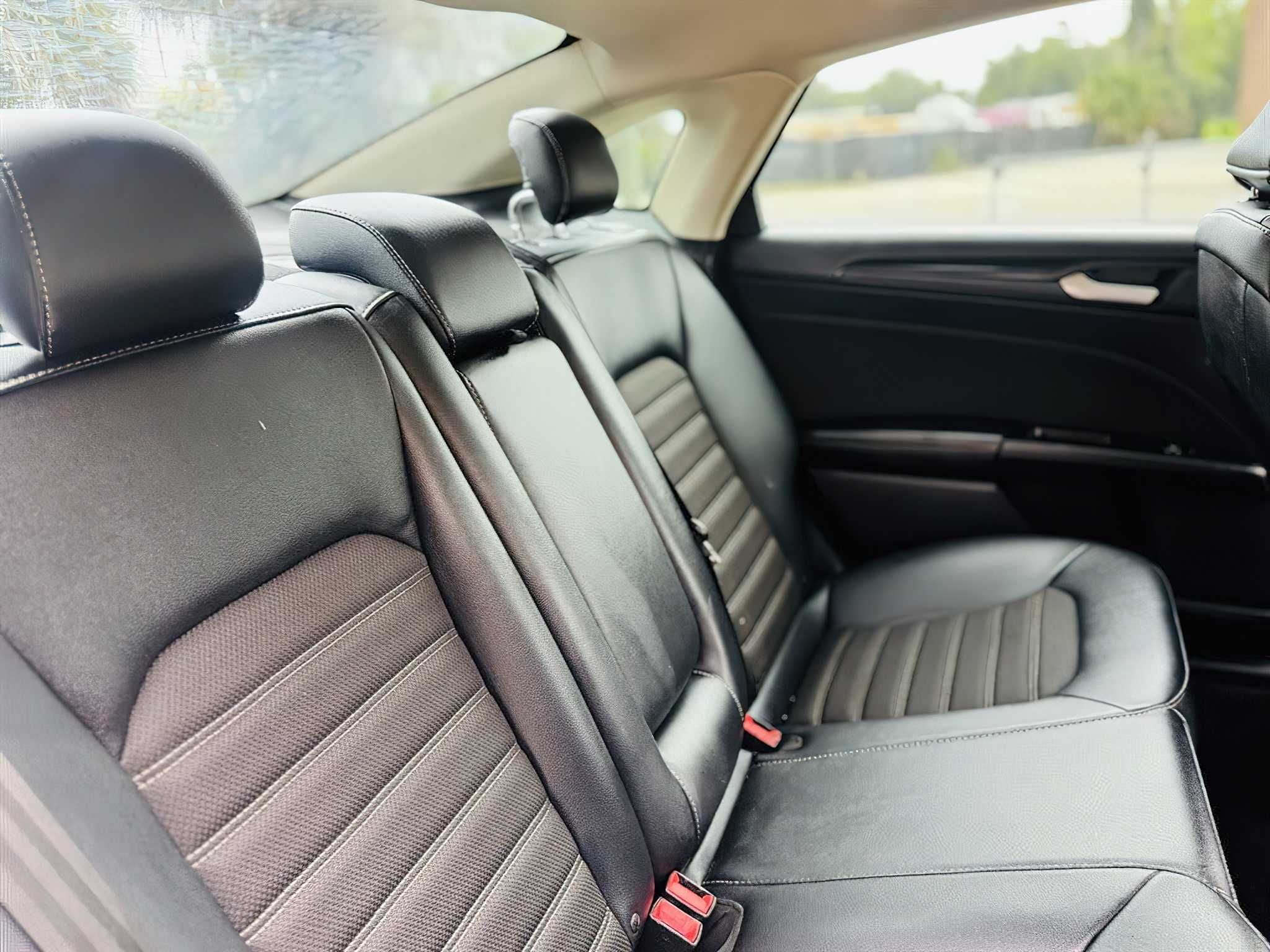 Ford Fusion SE 2018