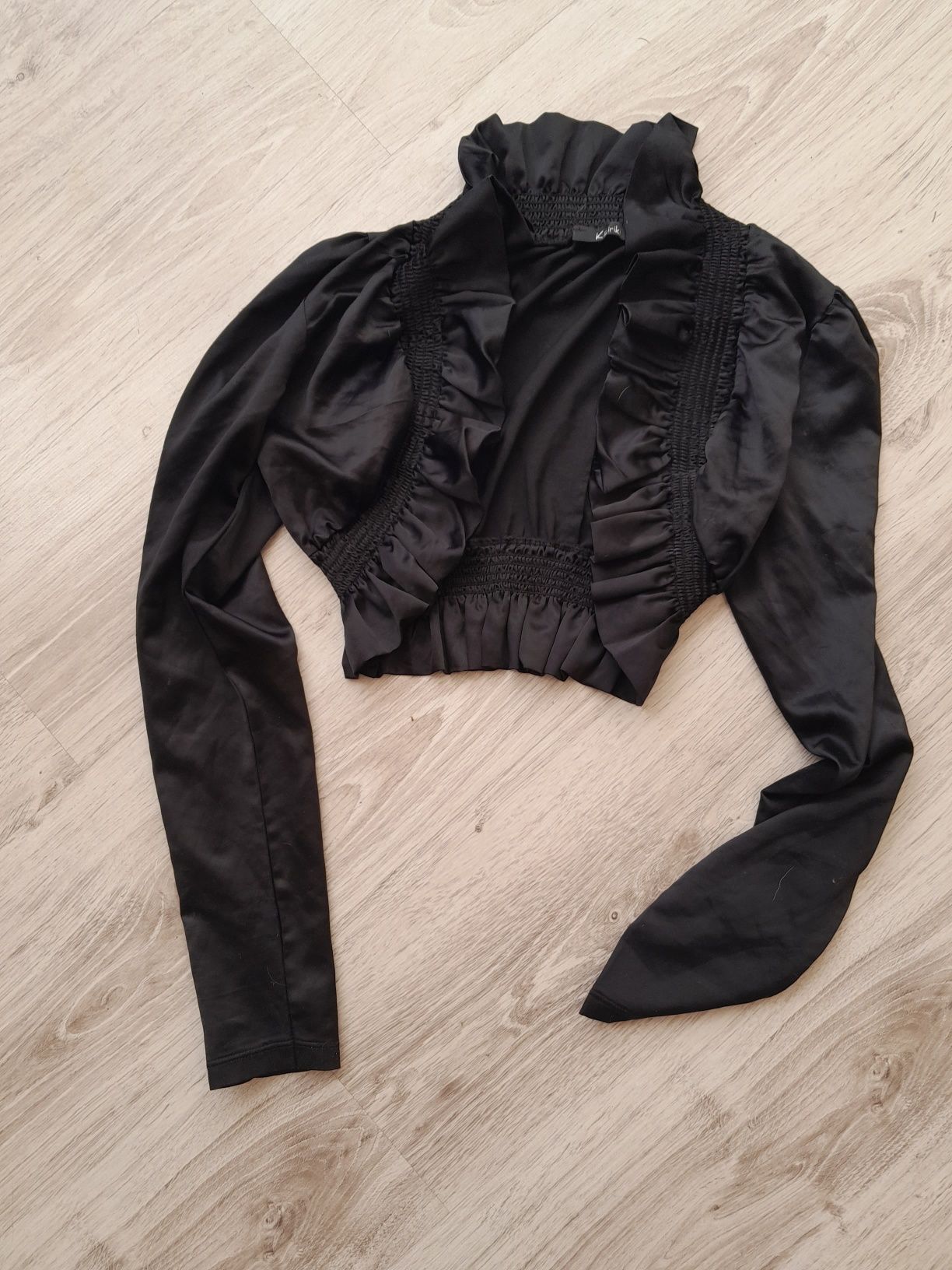 Czarne bolero one size
