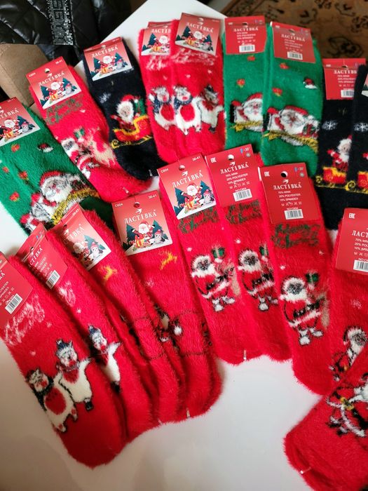 Продам новорічні шкарпетки з норки