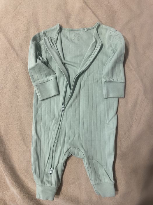 Комплект ромперів з відкритими ніжками next 3-6 місяців