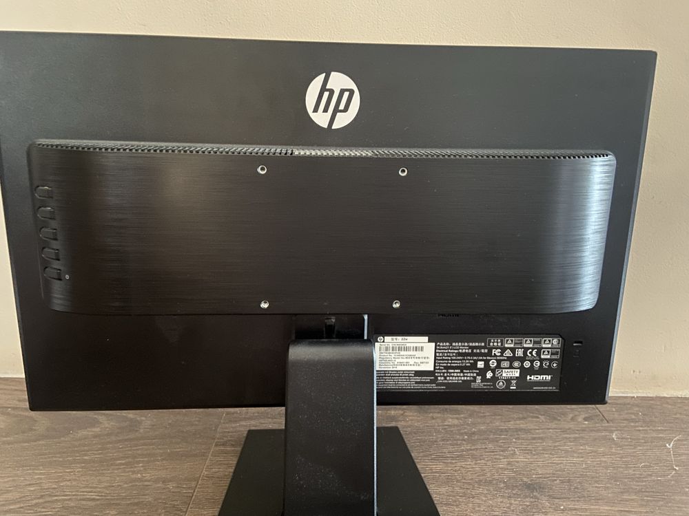 Monitor       HP