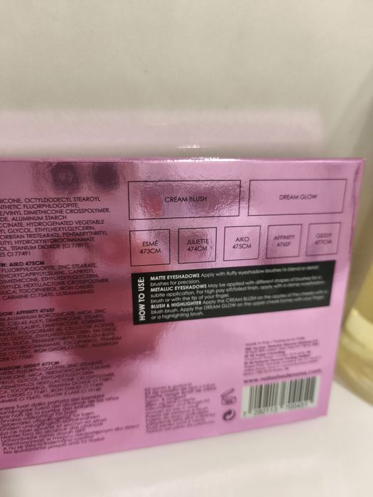 Natasha Denona love face eyeshadow & cheeks palette палетка