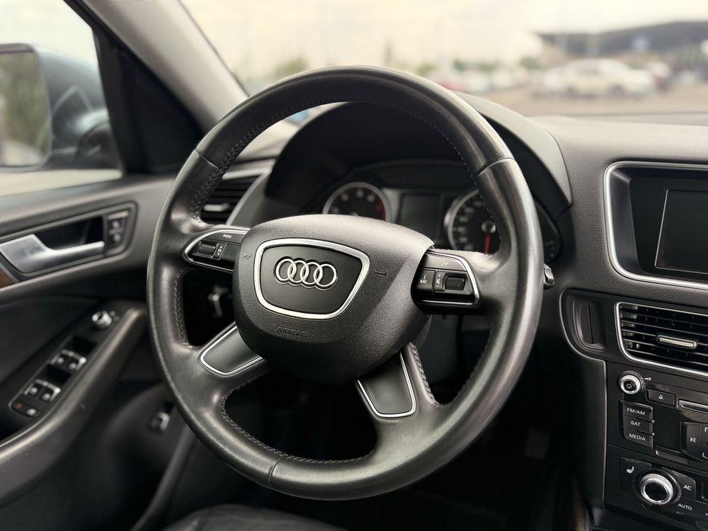 Audi (1180) Q5 (ВНЕСОК від 30%) Авторинок МЕТРО Кривий Ріг
